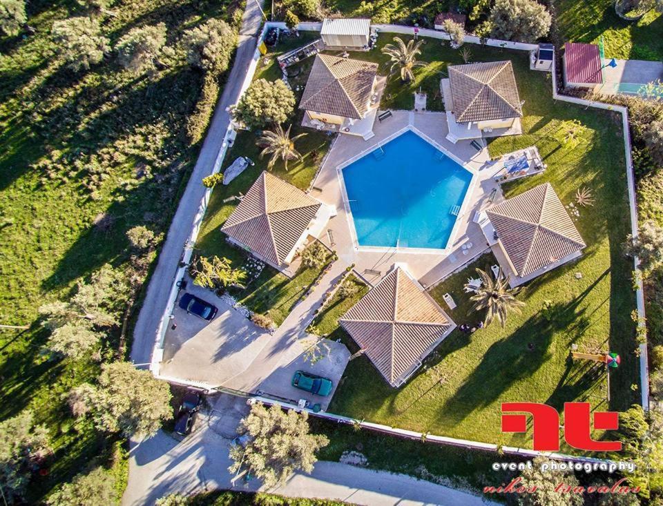 Iliaktida Studio-Villas Frínion Esterno foto