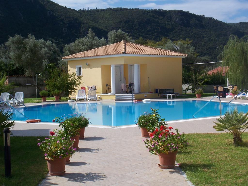 Iliaktida Studio-Villas Frínion Camera foto