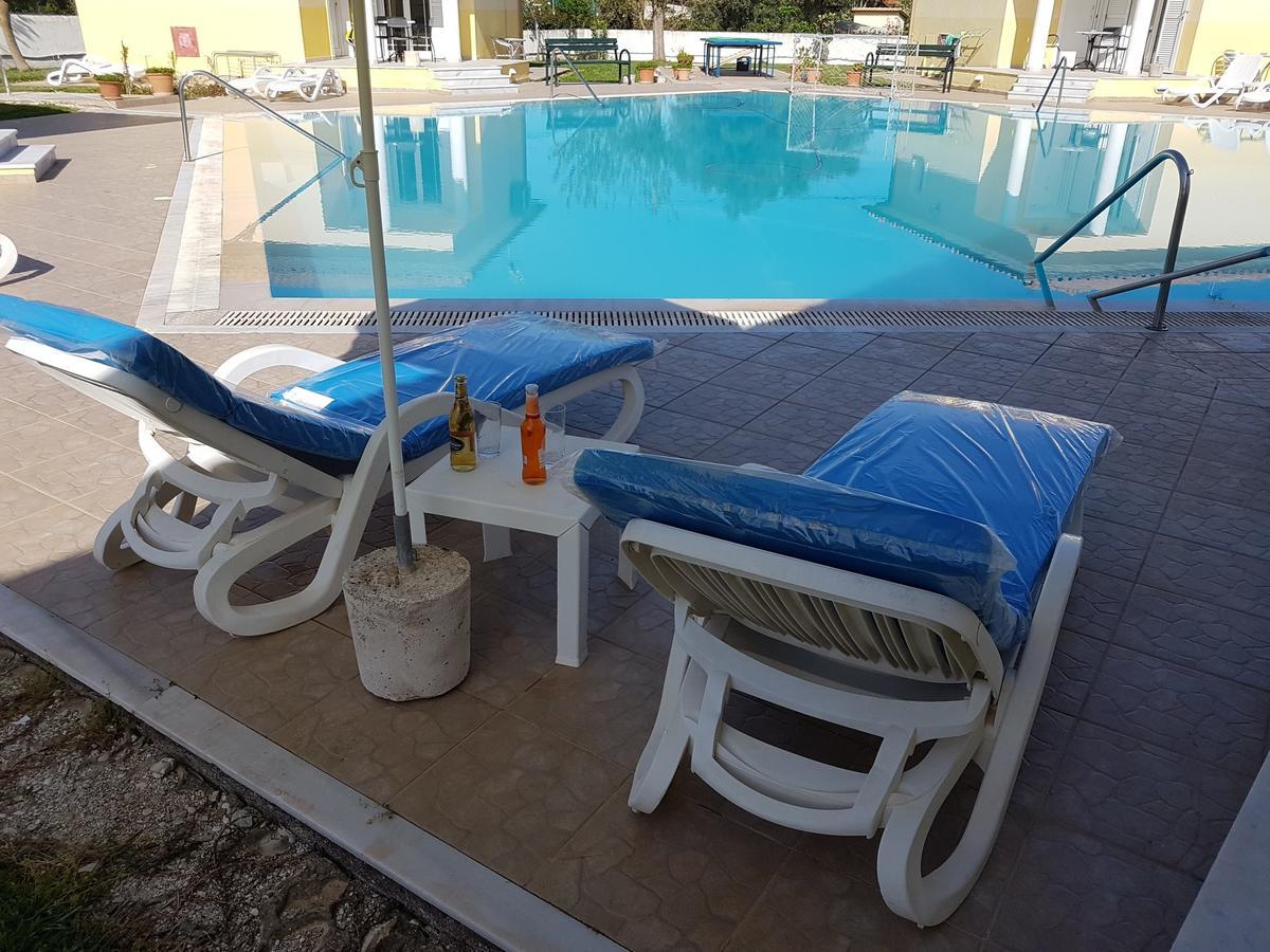 Iliaktida Studio-Villas Frínion Esterno foto