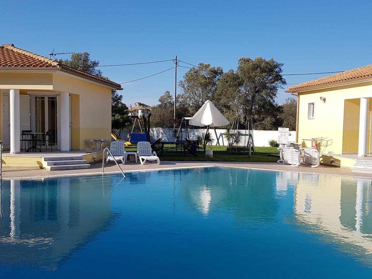 Iliaktida Studio-Villas Frínion Esterno foto